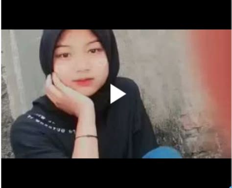Bokep Indo Kocokin Kontol Didepan Temen .